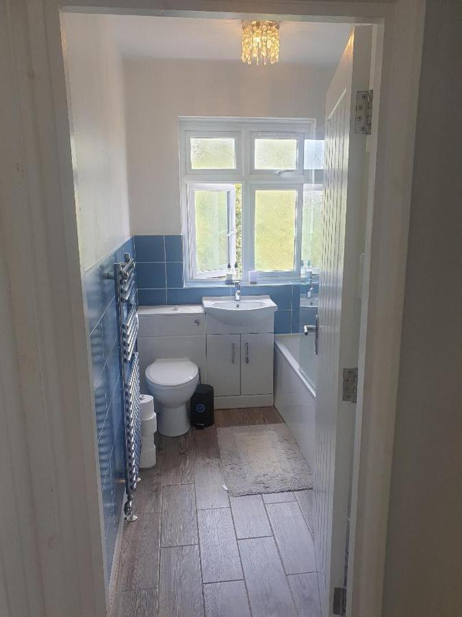 Spacious Private Room In Vibrant South London Thornton Heath Exterior photo
