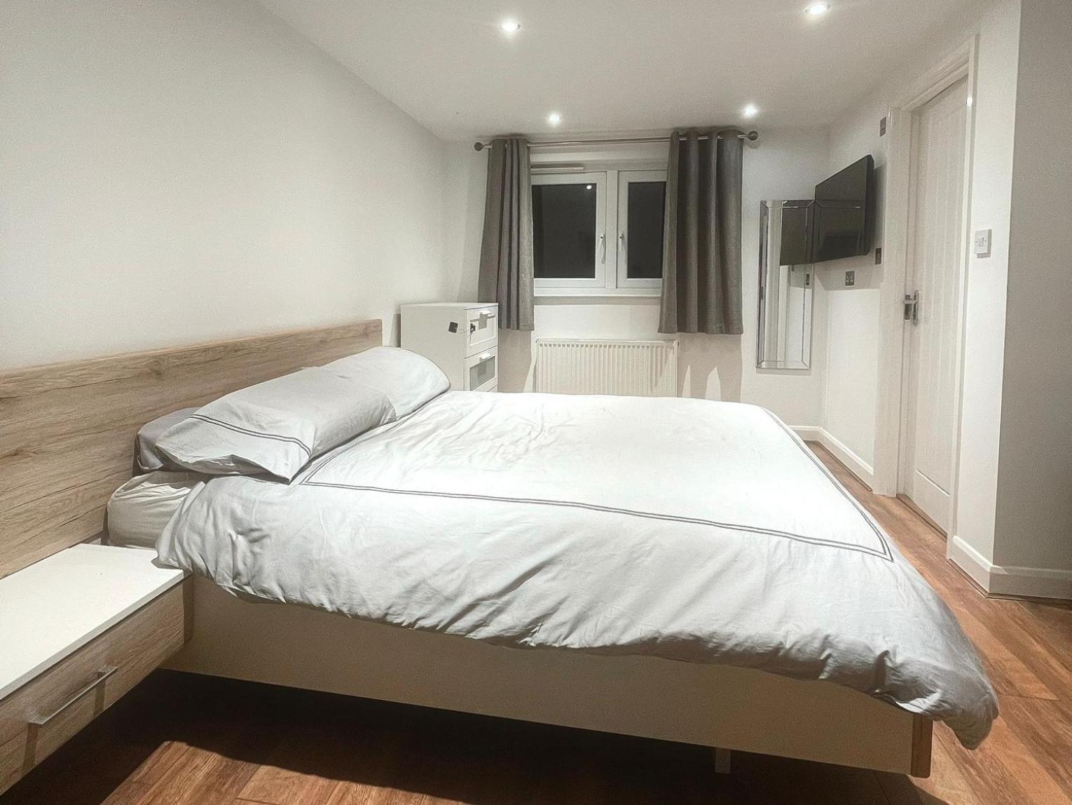 Spacious Private Room In Vibrant South London Thornton Heath Exterior photo